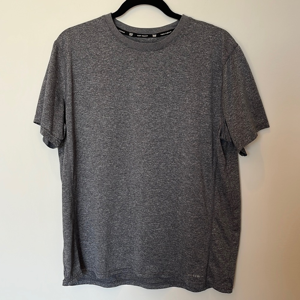 Men’s Tek Gear DryTek T-Shirt in Grey, Large